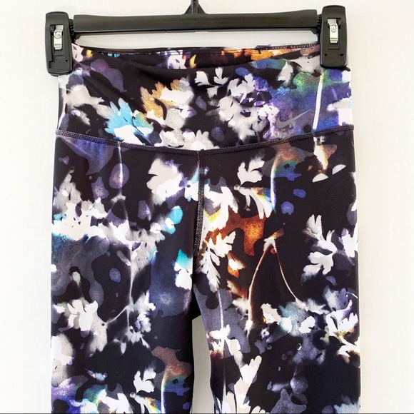 Nike Floral Print Dri Fit Leggings XS ($70) - Picture 4 of 7